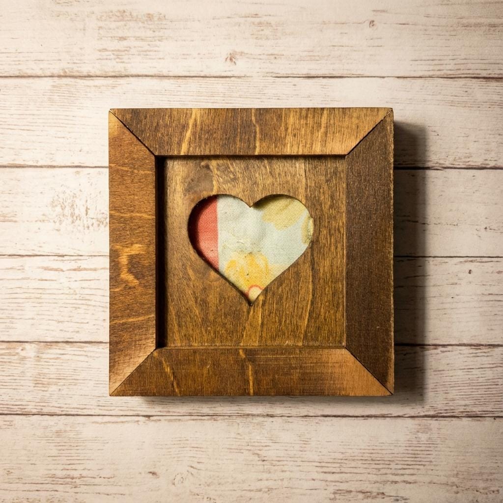 Reclaimed Quilt Heart Wood Magnet or Sign – Mini Rustic Valentine Decor – Handmade Fabric Heart – Farmhouse Shelf Sitter
