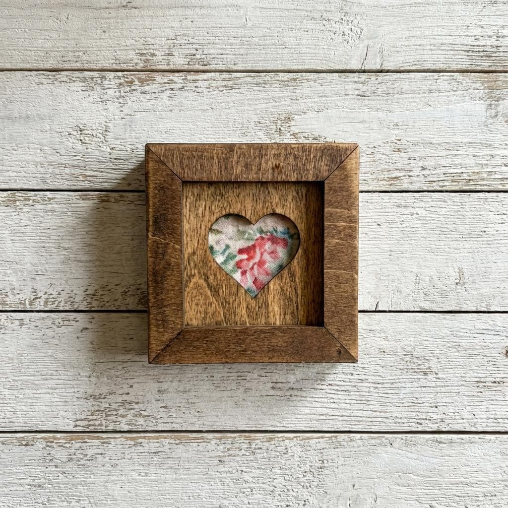 Reclaimed Quilt Heart Wood Magnet or Sign – Mini Rustic Valentine Decor – Handmade Fabric Heart – Farmhouse Shelf Sitter