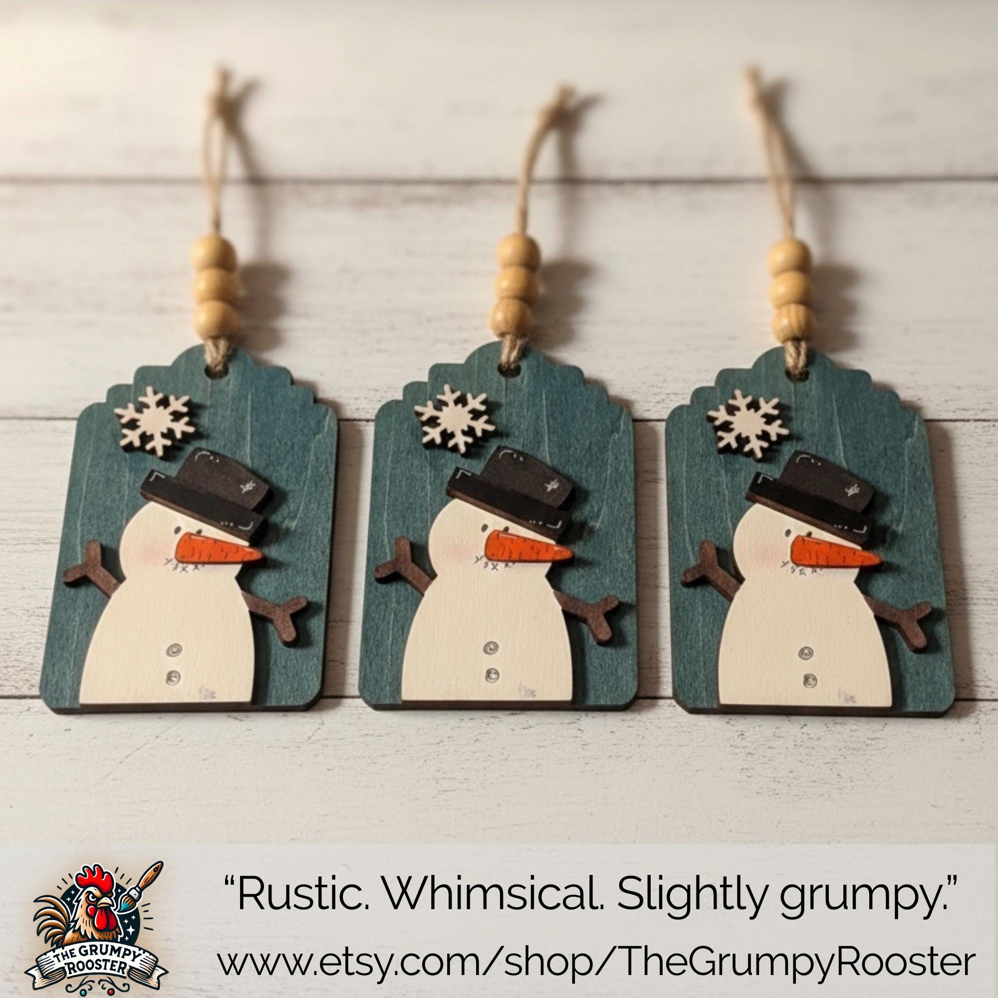 Rustic Wooden Snowman Ornament Tag – Hand-Painted Christmas Decoration – Farmhouse Winter Snowflake Gift Tag – Holiday Tree Decor