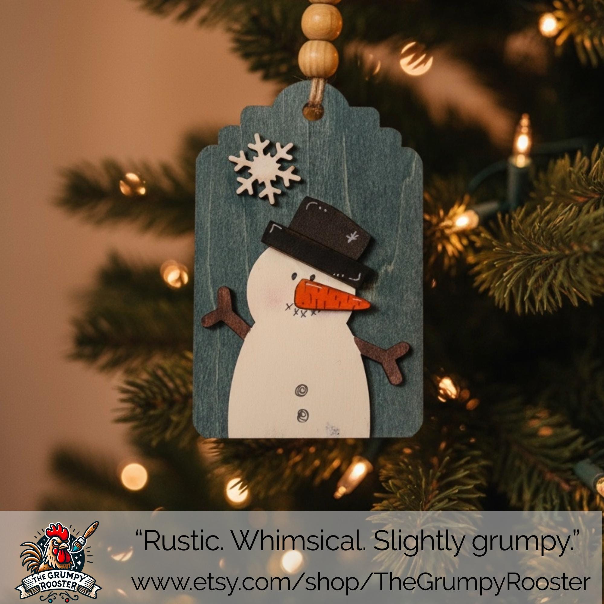 Rustic Wooden Snowman Ornament Tag – Hand-Painted Christmas Decoration – Farmhouse Winter Snowflake Gift Tag – Holiday Tree Decor