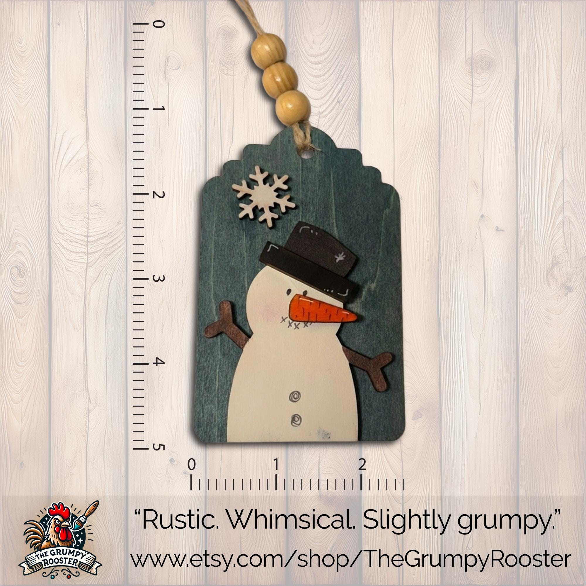 Rustic Wooden Snowman Ornament Tag – Hand-Painted Christmas Decoration – Farmhouse Winter Snowflake Gift Tag – Holiday Tree Decor