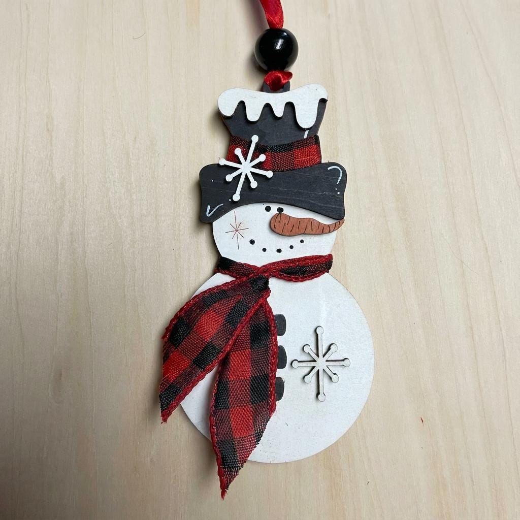 Buffalo Plaid Snowman Ornament – Rustic Farmhouse Christmas Ornament – Wooden Snowman Decor – Winter Holiday Gift – Handmade Tree Ornament