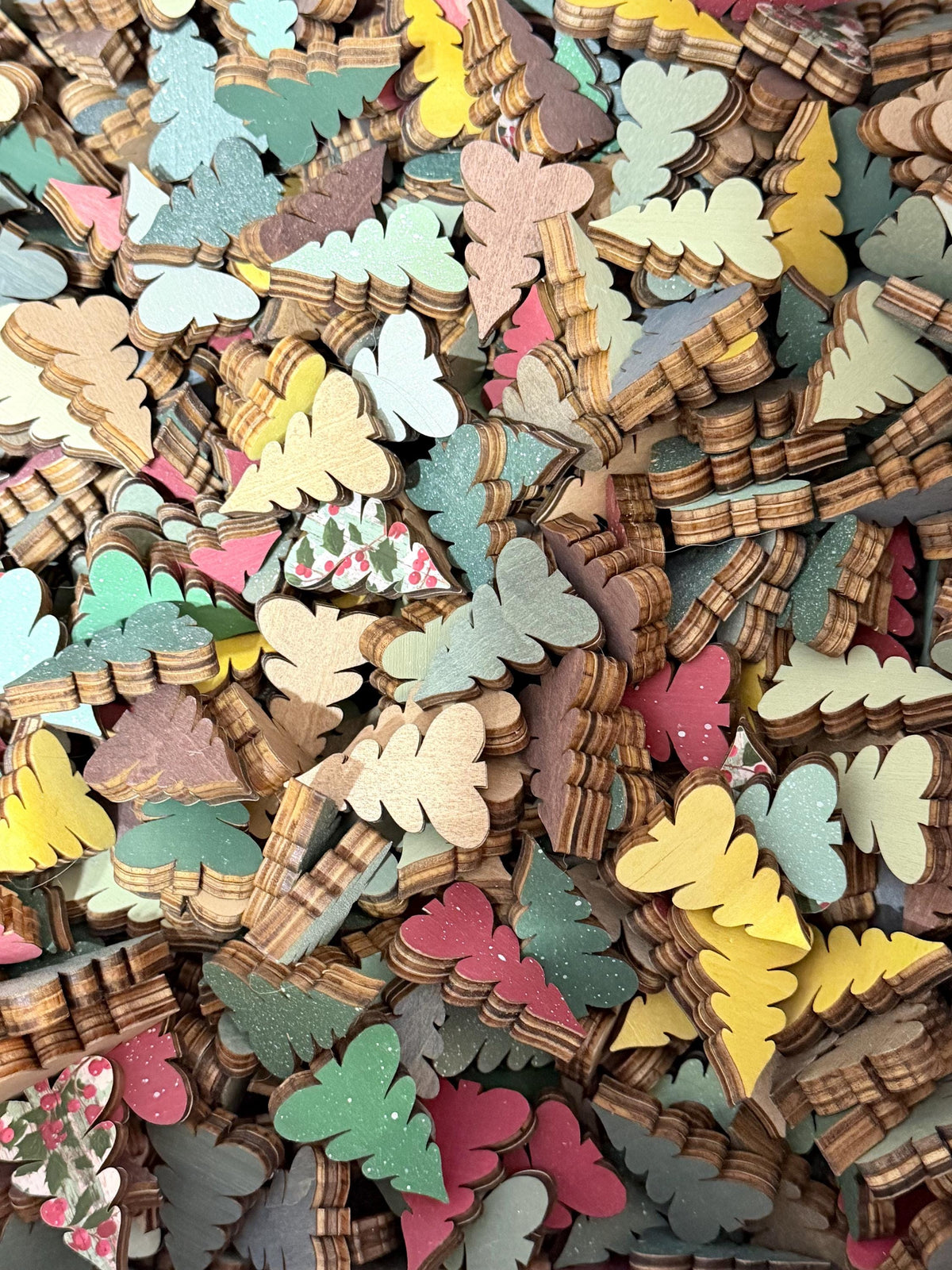 Mini Wooden Christmas Trees, Bulk 25 50 100, Mixed Color Chunky Tree Confetti, Bowl Filler, Table Scatter, Craft Supplies, 1.25 Inch