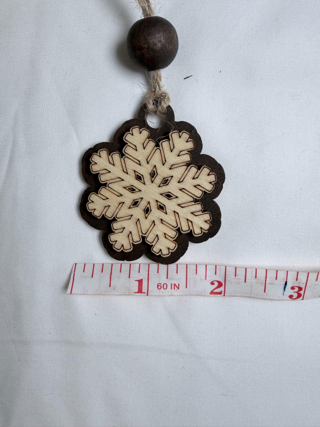 Rustic Wood Snowflake Ornaments Set of 7, Layered Christmas Tree Ornaments with Bead, Farmhouse Gift Bag, 2 inch Wooden Snowflakes