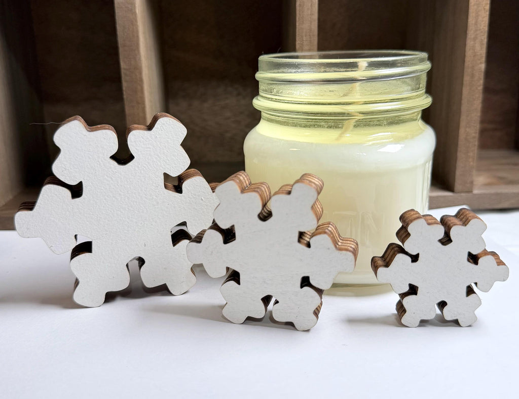 White Wood Snowflake Set of 7, Chunky Layered Snowflake Shelf Sitters, Farmhouse Winter Tiered Tray Decor, Rustic Christmas Mantel
